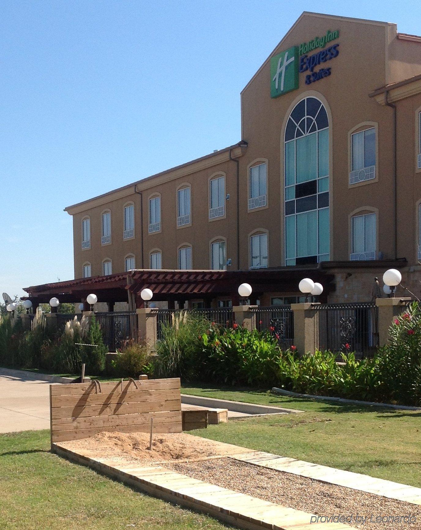 Holiday Inn Express&Suites Glen Rose Exterior foto