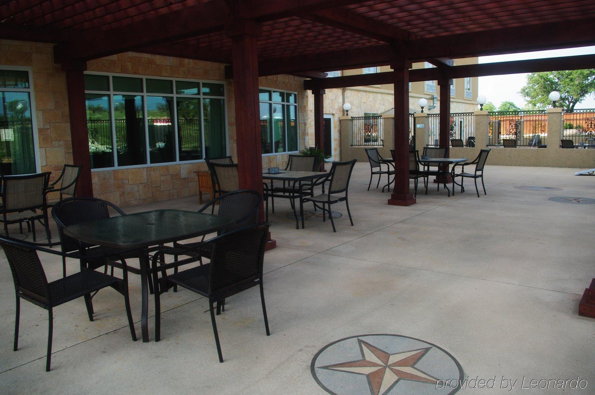 Holiday Inn Express&Suites Glen Rose Exterior foto